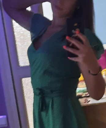 У меня есть все, чтобы сделать твои фантазии яркими реальностью. 😏💋 ⠀
Приглашу тебя в мир страсти и наслаждения, где ты сможешь расслабиться и получить истинное наслаждение. Мои услуги охватывают все, что только можно себе представить - от классического секса до экзотического массажа. Благодаря моему опыту и нежному прикосновению, каждая встреча со мной будет незабываемой. 💖✨ ⠀
Мои качества идеально сочетаются с отличными отзывами моих клиентов, которые остаются всегда довольными и обратно возвращаются ко мне. Не веришь? Посмотри мои фото и убедись сам! 😍📸 ⠀
Так что, если ты ищешь приятную компанию в Москве, ты нашел именно то, что искал. Сделай свою жизнь ярче и позвони мне прямо сейчас! 📞😉 Валерия