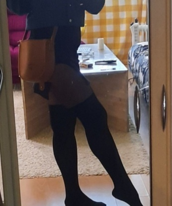 У меня есть все, чтобы сделать твои фантазии яркими реальностью. 😏💋 ⠀
Приглашу тебя в мир страсти и наслаждения, где ты сможешь расслабиться и получить истинное наслаждение. Мои услуги охватывают все, что только можно себе представить - от классического секса до экзотического массажа. Благодаря моему опыту и нежному прикосновению, каждая встреча со мной будет незабываемой. 💖✨ ⠀
Мои качества идеально сочетаются с отличными отзывами моих клиентов, которые остаются всегда довольными и обратно возвращаются ко мне. Не веришь? Посмотри мои фото и убедись сам! 😍📸 ⠀
Так что, если ты ищешь приятную компанию в Москве, ты нашел именно то, что искал. Сделай свою жизнь ярче и позвони мне прямо сейчас! 📞😉 Валерия